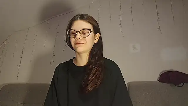 Snapshot of LaVostraDorothy chatting on 19, 4, 2026 LaVostraDorothy online show from 19, 4, 2026