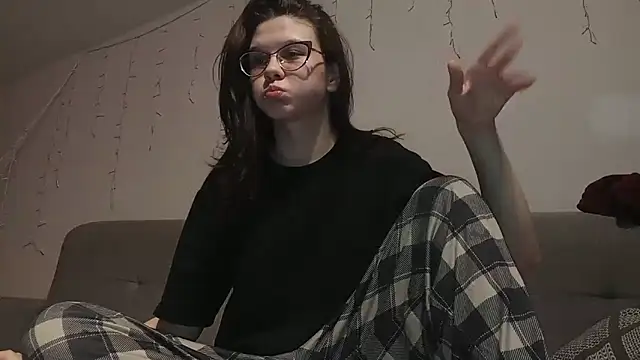 Snapshot of LaVostraDorothy chatting on 20, 4, 2026 LaVostraDorothy online show from 20, 4, 2026