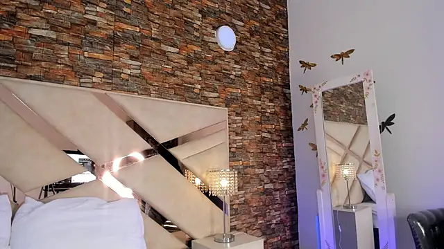 Valery Brand online show from 7, 10, 2025