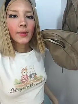 Snapshot of SweetBunnyGF chatting on 13, 2, 2026 SweetBunnyGF online show from 13, 2, 2026