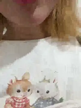 Snapshot of SweetBunnyGF chatting on 25, 4, 2026 SweetBunnyGF online show from 25, 4, 2026