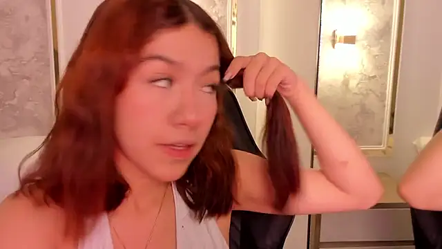 doll eyees  online show from 26, 9, 2025