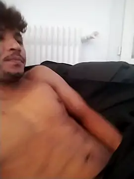 Snapshot of shu992 chatting on 24, 4, 2026 shu992 online show from 24, 4, 2026