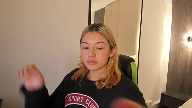 daniand  online show from 19, 11, 2025