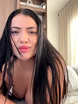Snapshot of Lu090_ chatting on 17, 10, 2025 Lu090 online show from 17, 10, 2025