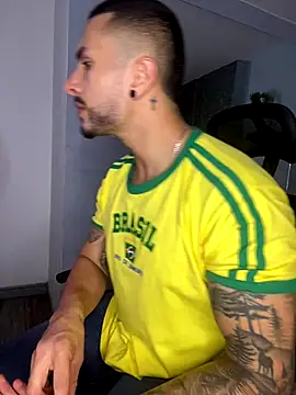 Snapshot of ALEXXX_KING chatting on 11, 9, 2025 ALEXXX KING online show from 11, 9, 2025