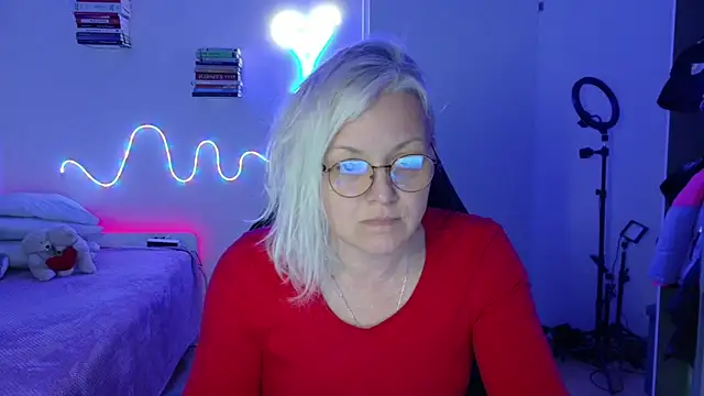 Linsy Kim online show from 29, 3, 2026