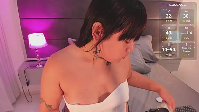 mia yeager online show from 3, 12, 2025