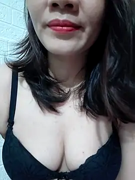 Snapshot of Singlemom69x chatting on 11, 5, 2026 Singlemom69x online show from 11, 5, 2026