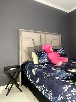 Ebony Warlock  online show from 21, 11, 2025