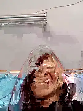 Snapshot of dulcelatin21 chatting on 20, 11, 2025 dulcelatin21 online show from 20, 11, 2025