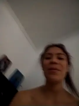 Snapshot of dulcelatin21 chatting on 30, 11, 2025 dulcelatin21 online show from 30, 11, 2025