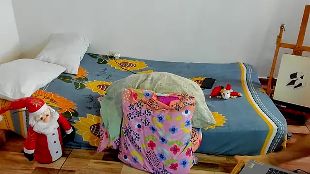 AliottTwink online show from 15, 12, 2025