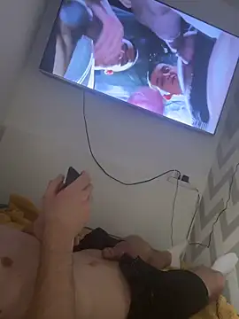 Snapshot of Seriy43 chatting on 14, 11, 2025 Seriy43 online show from 14, 11, 2025