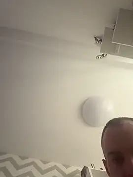 Snapshot of Seriy43 chatting on 15, 11, 2025 Seriy43 online show from 15, 11, 2025