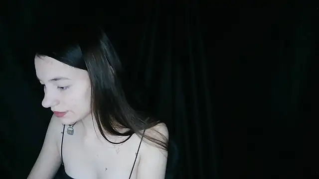 Snapshot of Liza-Kitty chatting on 13, 9, 2025 Liza-Kitty online show from 13, 9, 2025