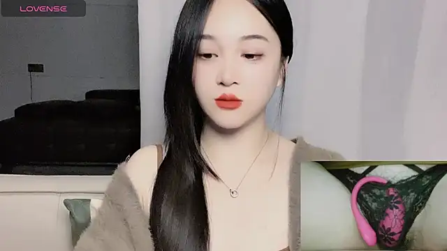 woaiqinqin online show from 18, 12, 2025