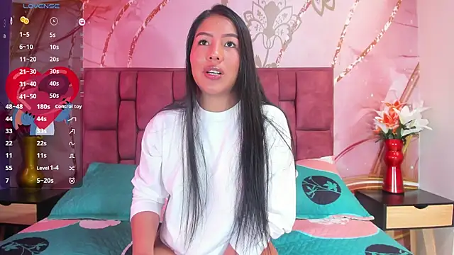 luna maisonn online show from 12, 9, 2025