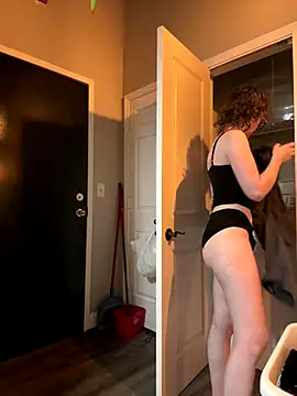 knottybunny online show from 16, 12, 2025