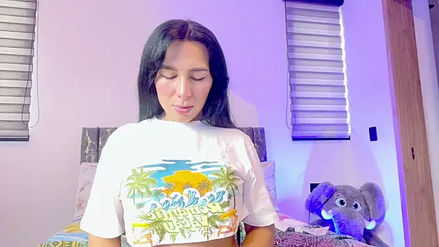 Snapshot of greciadom555 chatting on 16, 9, 2025 greciadom555 online show from 16, 9, 2025