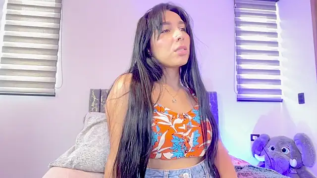 Snapshot of greciadom555 chatting on 17, 9, 2025 greciadom555 online show from 17, 9, 2025