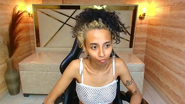 Agnis ink r online show from 15, 11, 2025