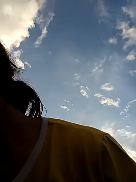 Ngocmi909 online show from 12, 9, 2025