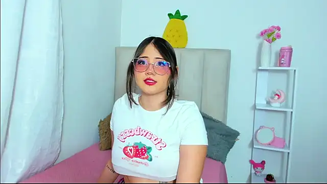 ImSofia222  online show from 21, 11, 2025