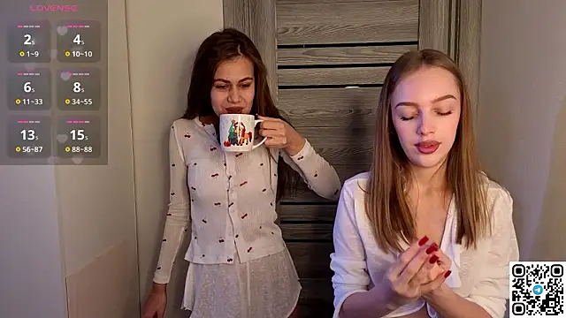 Snapshot of MorteBelle chatting on 6, 3, 2026 MorteBelle online show from 6, 3, 2026