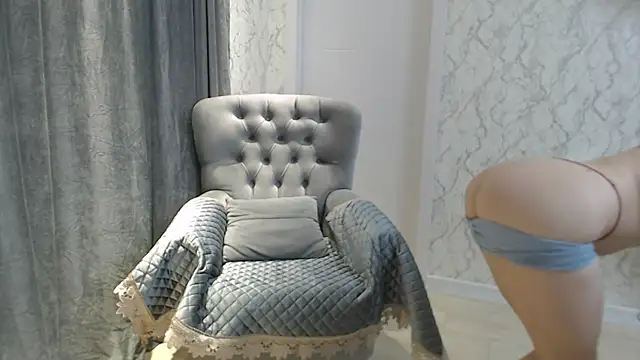 Snapshot of Liltightbabe chatting on 5, 11, 2025 Liltightbabe online show from 5, 11, 2025