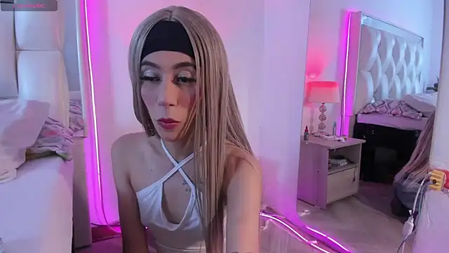 Snapshot of Darlyn_tenderhot__ chatting on 14, 4, 2026 Darlyn tenderhot online show from 14, 4, 2026