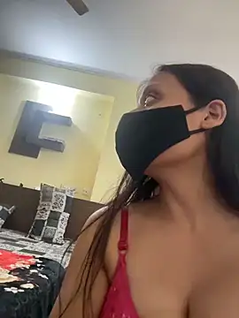 Snapshot of indianshycouple chatting on 8, 3, 2026 indianshycouple online show from 8, 3, 2026