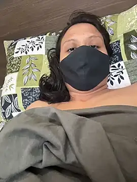 Snapshot of indianshycouple chatting on 24, 4, 2026 indianshycouple online show from 24, 4, 2026