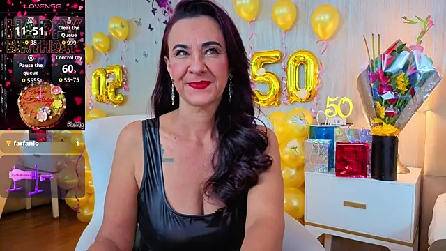 ScarleetJonson online show from 4, 2, 2026