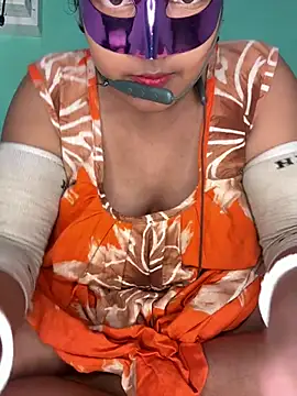 Snapshot of mimi87hoty chatting on 1, 2, 2026 mimi87hoty online show from 1, 2, 2026