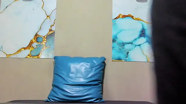 DOUGLAS 099 online show from 12, 11, 2025