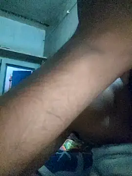 Snapshot of yours_boyyy chatting on 1, 10, 2025 yours boyyy online show from 1, 10, 2025
