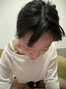 Snapshot of jingjing005 chatting on 16, 4, 2026 jingjing005 online show from 16, 4, 2026