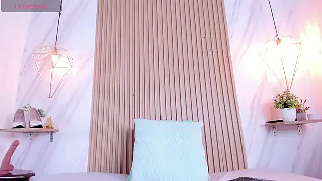 lia harper  online show from 9, 3, 2026