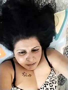 Snapshot of Jann_Riya333 chatting on 10, 11, 2025 Jann Riya333 online show from 10, 11, 2025