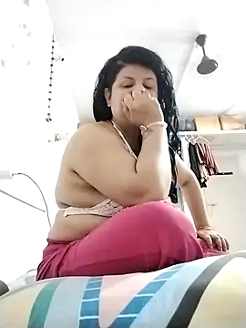 Snapshot of Jann_Riya333 chatting on 11, 11, 2025 Jann Riya333 online show from 11, 11, 2025