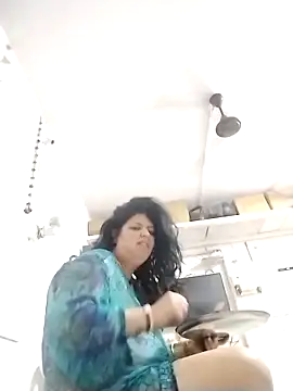 Snapshot of Jann_Riya333 chatting on 16, 11, 2025 Jann Riya333 online show from 16, 11, 2025