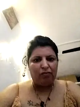 Snapshot of Jann_Riya333 chatting on 5, 12, 2025 Jann Riya333 online show from 5, 12, 2025