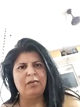 Snapshot of Jann_Riya333 chatting on 16, 4, 2026 Jann Riya333 online show from 16, 4, 2026