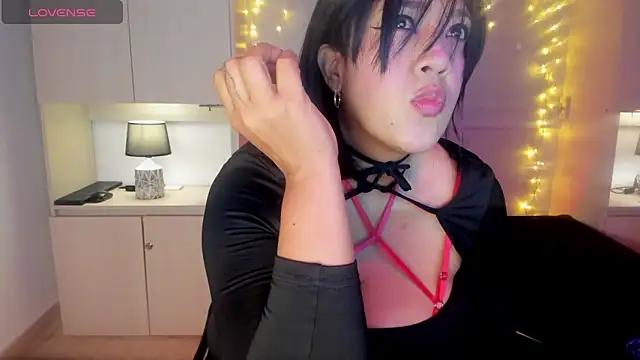 Snapshot of VickyRuiz_ chatting on 18, 4, 2026 VickyRuiz online show from 18, 4, 2026