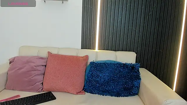 Gabrielaa Miller  online show from 12, 9, 2025