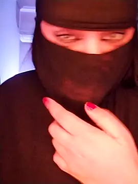 Snapshot of lilyan12 chatting on 18, 3, 2026 lilyan12 online show from 18, 3, 2026