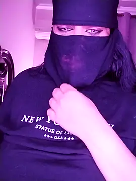 Snapshot of lilyan12 chatting on 21, 3, 2026 lilyan12 online show from 21, 3, 2026