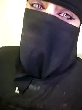 Snapshot of lilyan12 chatting on 1, 4, 2026 lilyan12 online show from 1, 4, 2026