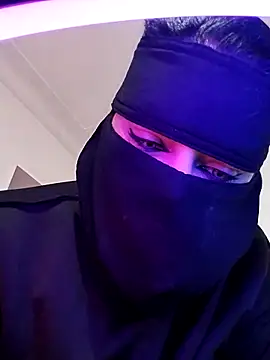 Snapshot of lilyan12 chatting on 7, 4, 2026 lilyan12 online show from 7, 4, 2026